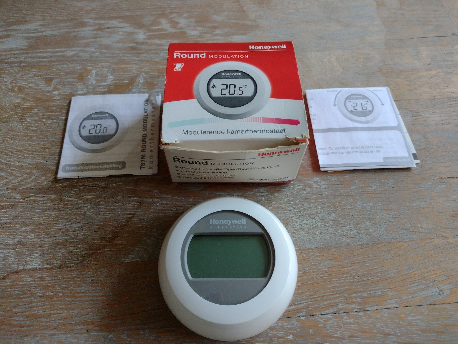 Nieuwe Honeywell Round modulation kamerthermostaat, Ophalen of Verzenden, Nieuw