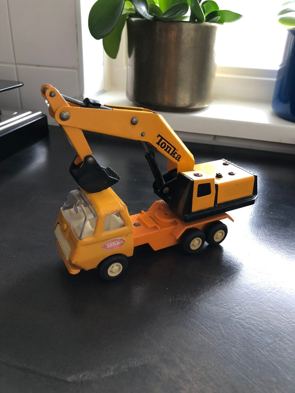 Tonka graafmachine.   Made in Japan, Kinderen en Baby's, Speelgoed | Speelgoedvoertuigen, Ophalen of Verzenden, Zo goed als nieuw