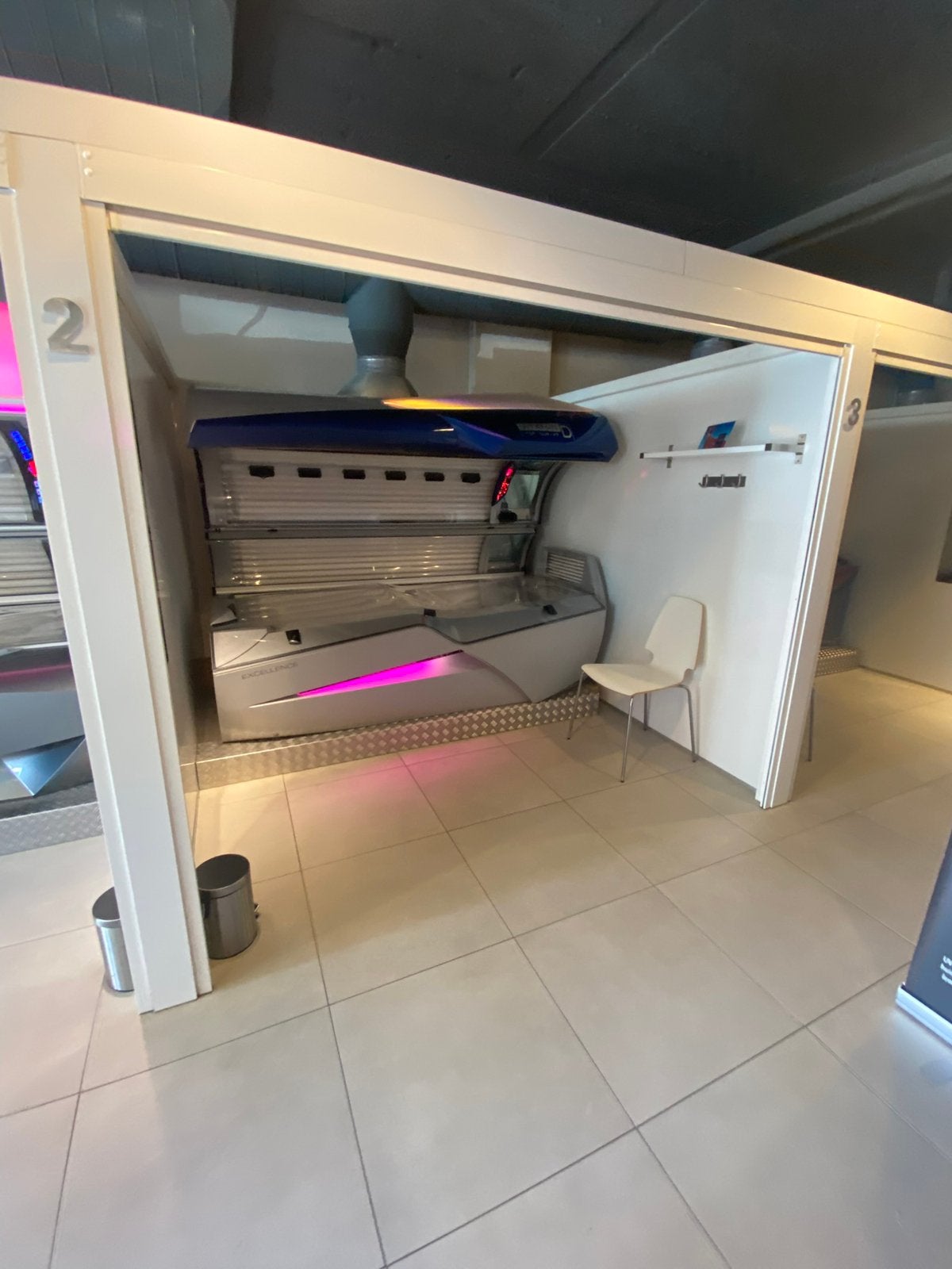 6 Ergoline zonnebanken 2000,- in een koop! Voor zonnestudio., Ophalen, Zo goed als nieuw