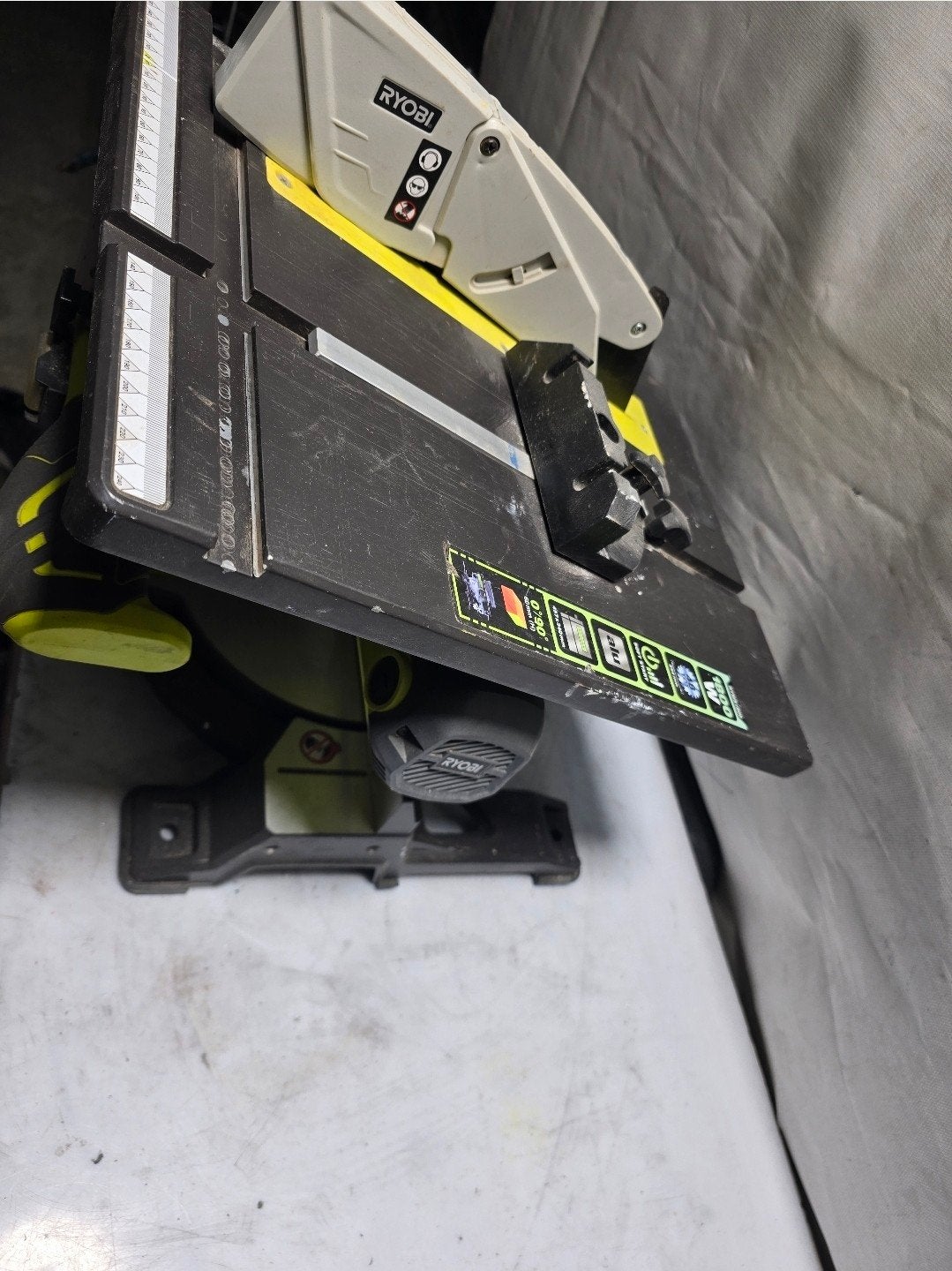Ryobi 1800W Afkortzaag combi zaag, Ophalen of Verzenden, Ryobi, N.v.t, N.v.t