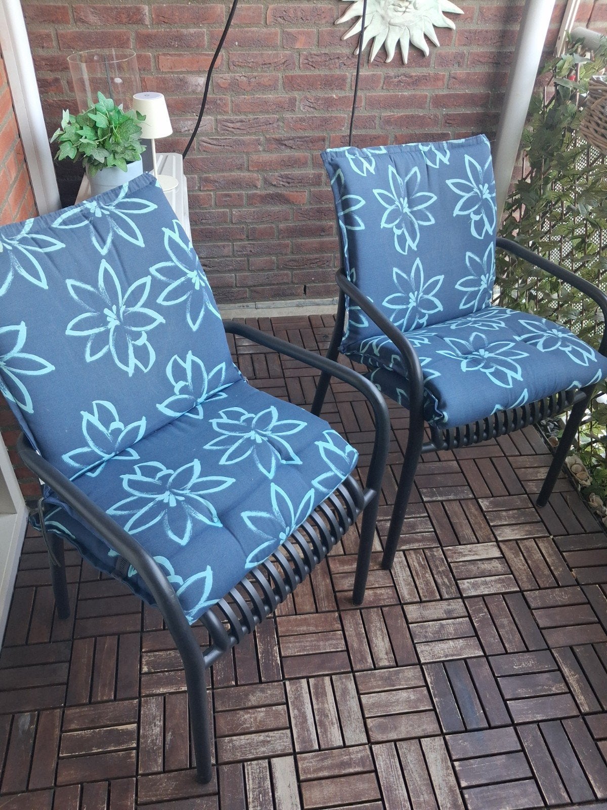 Comfortabele balkonstoelen - set van 2, Ophalen, Gebruikt, Kunststof, Stapelbaar