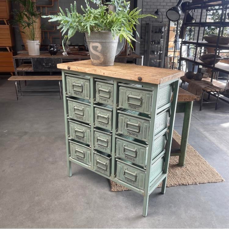 Oude ladekast, vintage kast, oud dressoir, industrieel, Huis en Inrichting, Kasten | Ladekasten, Ophalen, 50 tot 100 cm, Zo goed als nieuw