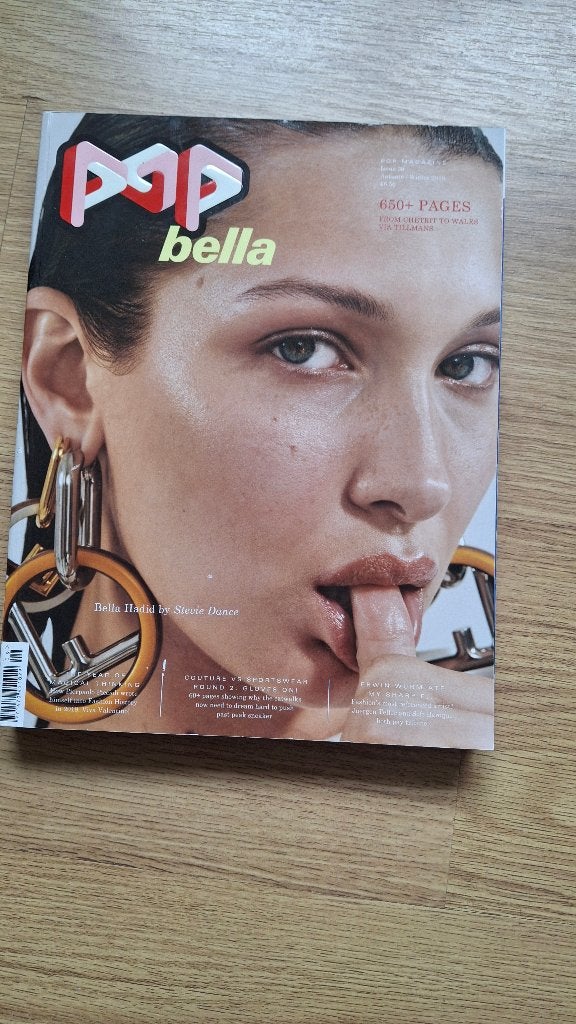 POP Magazine #39 Bella Hadid zeldzame Cover 2018, Ophalen of Verzenden, Gelezen, Glossy