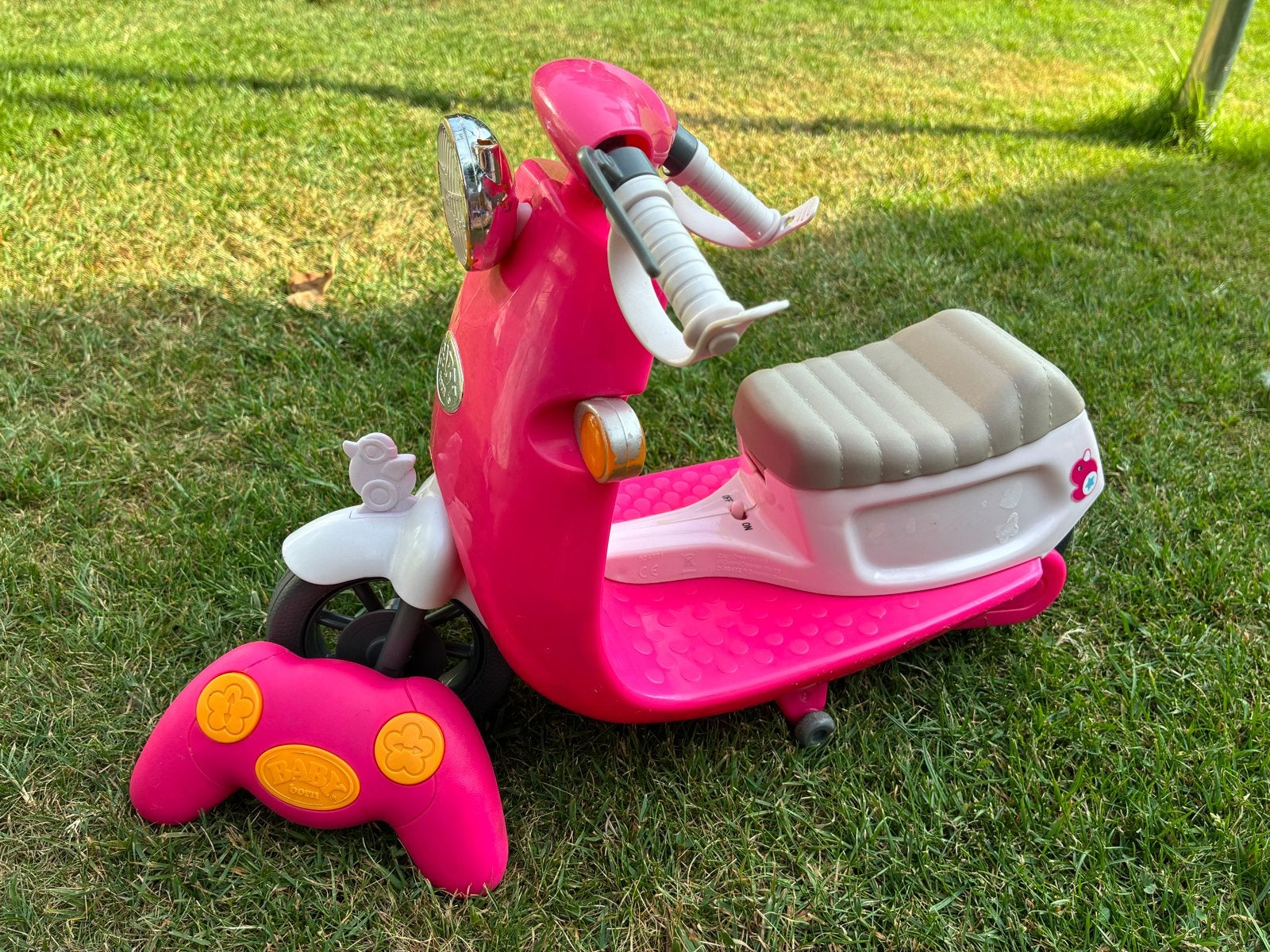 Baby Born Roze Scooter met Afstandsbediening, Kinderen en Baby's, Ophalen, Gebruikt, Afstandsbediening