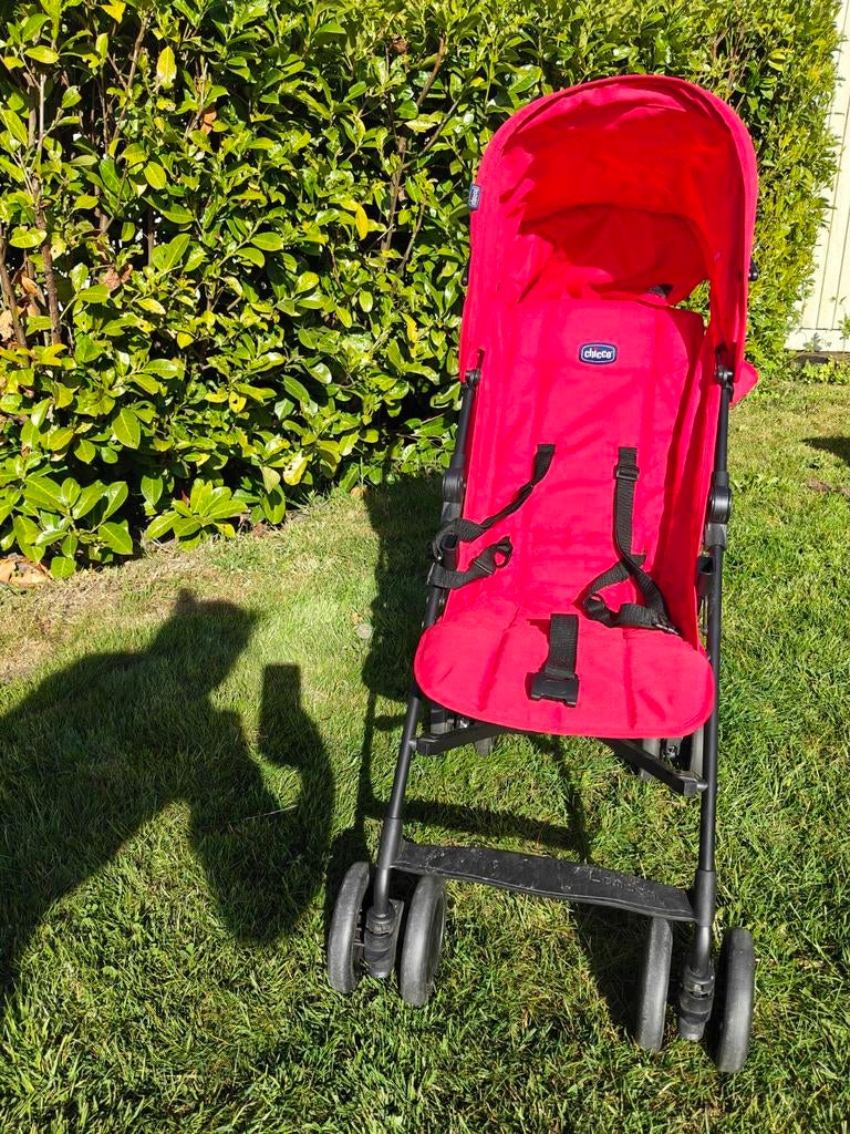 Chicco London Buggy Rood met Regenhoes, Ophalen