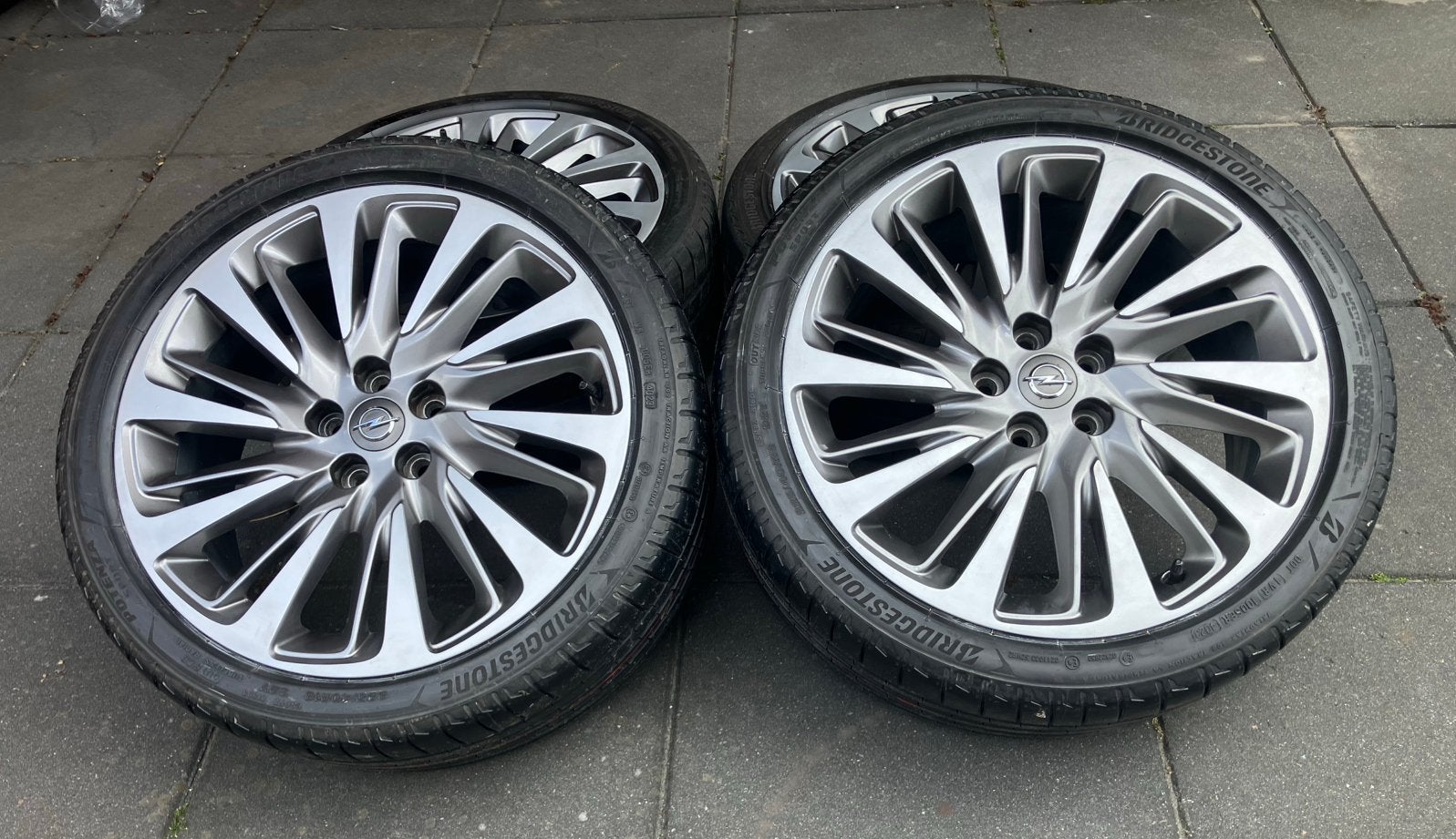 18 19 inch Opel Astra K J velgen banden 5x105, Auto-onderdelen, Banden en Velgen, Ophalen, 18 inch, Band(en), Personenwagen