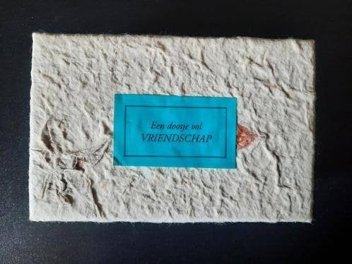 Een doosje vol vriendschap, Ophalen of Verzenden, Zo goed als nieuw, Spiritualiteit algemeen, Overige typen