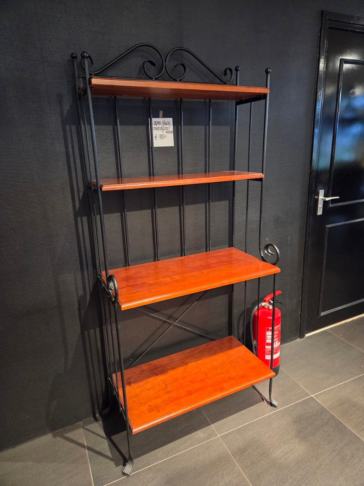 Open kast Smeedijzer met houten legplanken, Ophalen, Gebruikt
