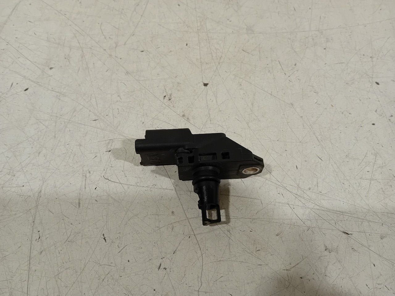 Map sensor Opel Crossland, Onderdelen@venauto.nl, Van der Ven Autorecycling B.V., Gebruikt, Ettenseweg 76, 4706 PB Roosendaal, The Netherlands