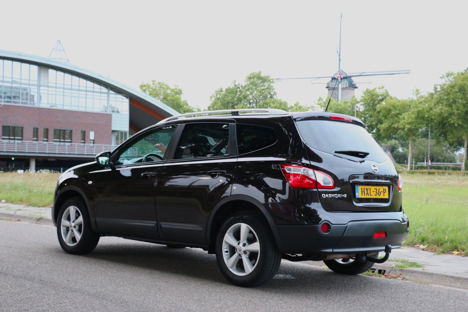 Nissan Qashqai +2 2.0 Connect Edition 4WD 7-Persoons Aut Pan, Auto's, Automaat, 1525 kg, Gebruikt, Zwart