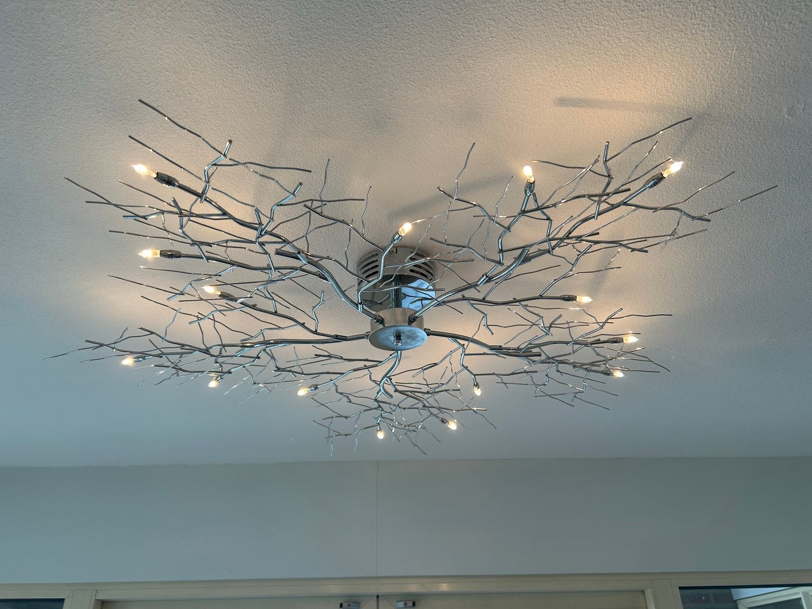 Moderne Plafondlamp 'Takken' - Zilverkleurig Metaal, Ophalen, Zilver, Inclusief lichtbron, Modern