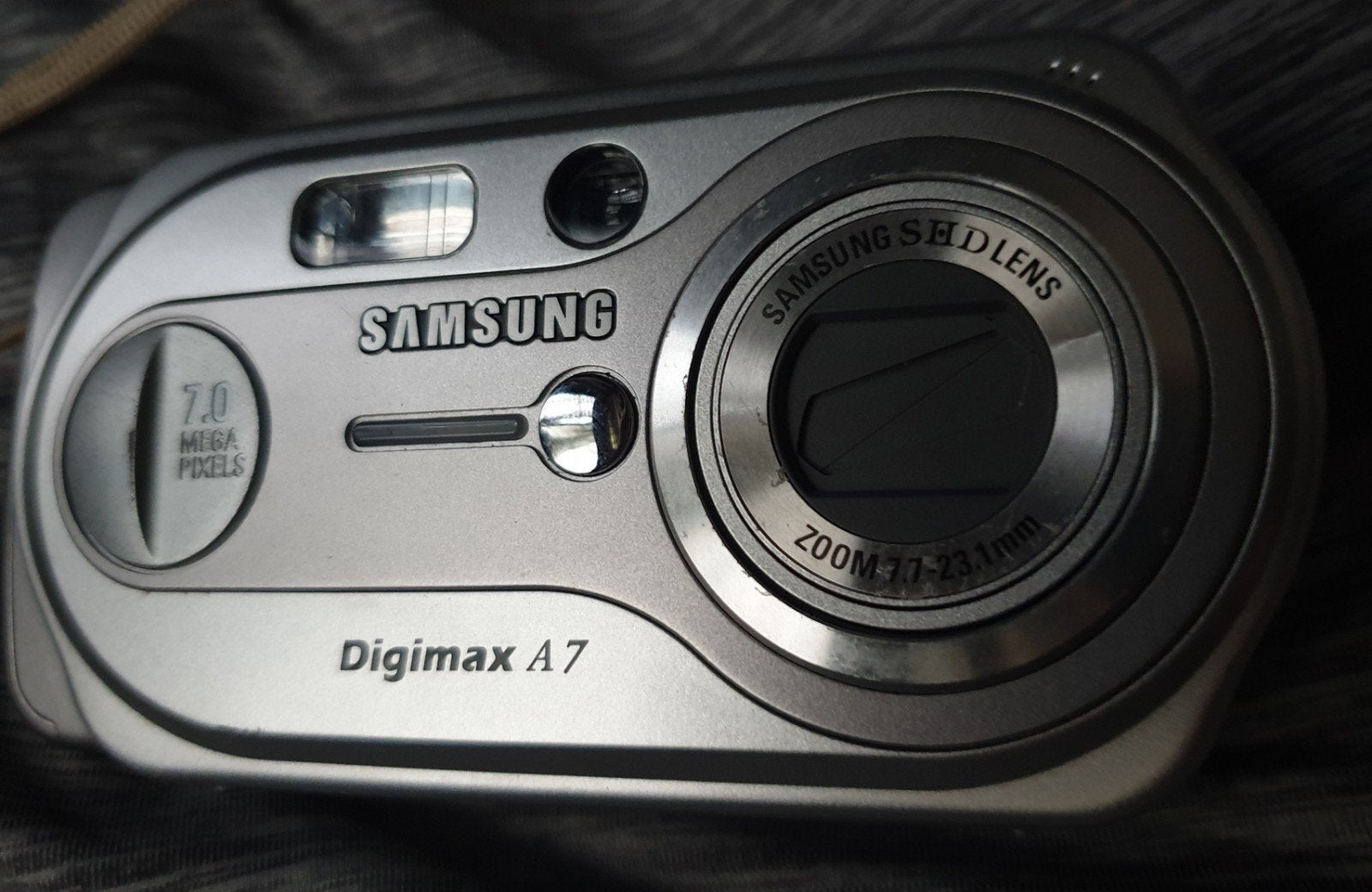 Samsung Digimax A7 Compactcamera - 7.0 Megapixels, Audio, Tv en Foto, Ingebouwde flitser, Gebruikt, Ophalen of Verzenden, Compactcamera