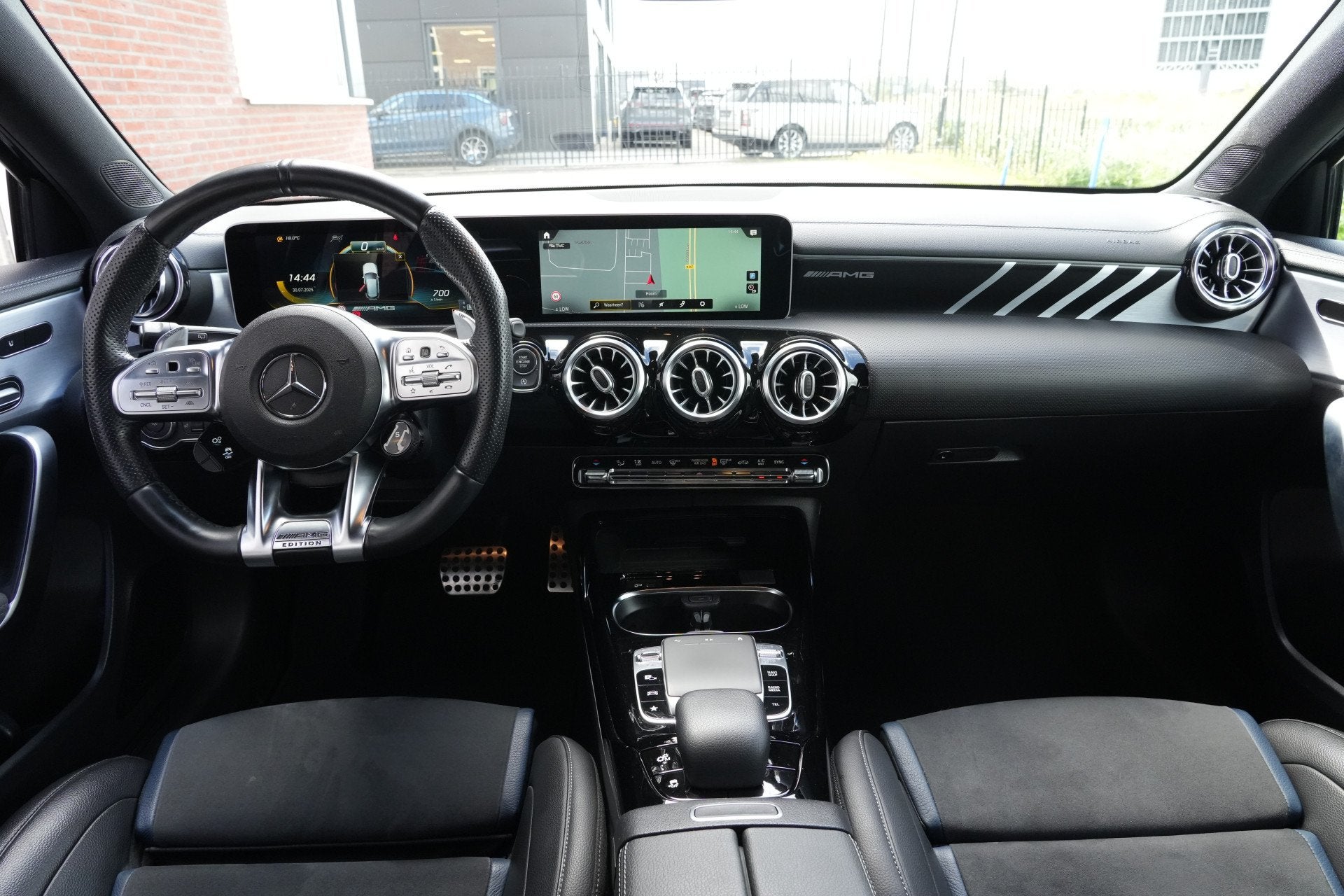 Mercedes-Benz A-Klasse AMG 35 4MATIC Edition 1 | 306PK | Per, Automaat, Gebruikt, 4 cilinders, 2000 kg