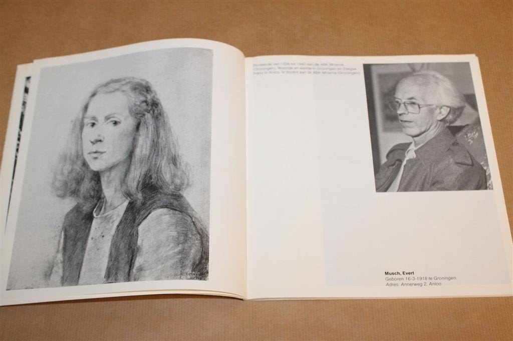 25 Jaar Drents Schildersgenootschap — Jubileumcatalogus 1978, Boeken, Ophalen of Verzenden, Gelezen