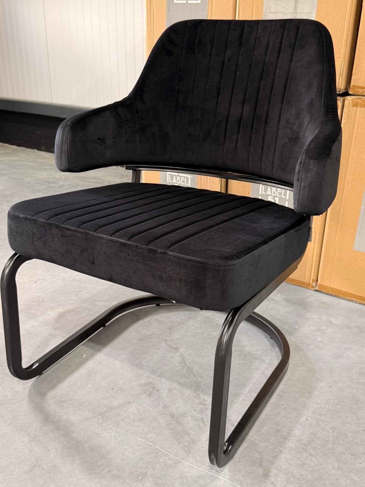 Nieuwe stoelen, barkrukken, & fauteuils in diverse kleuren!, Ophalen, Nieuw, Leer, Industrieel en modern