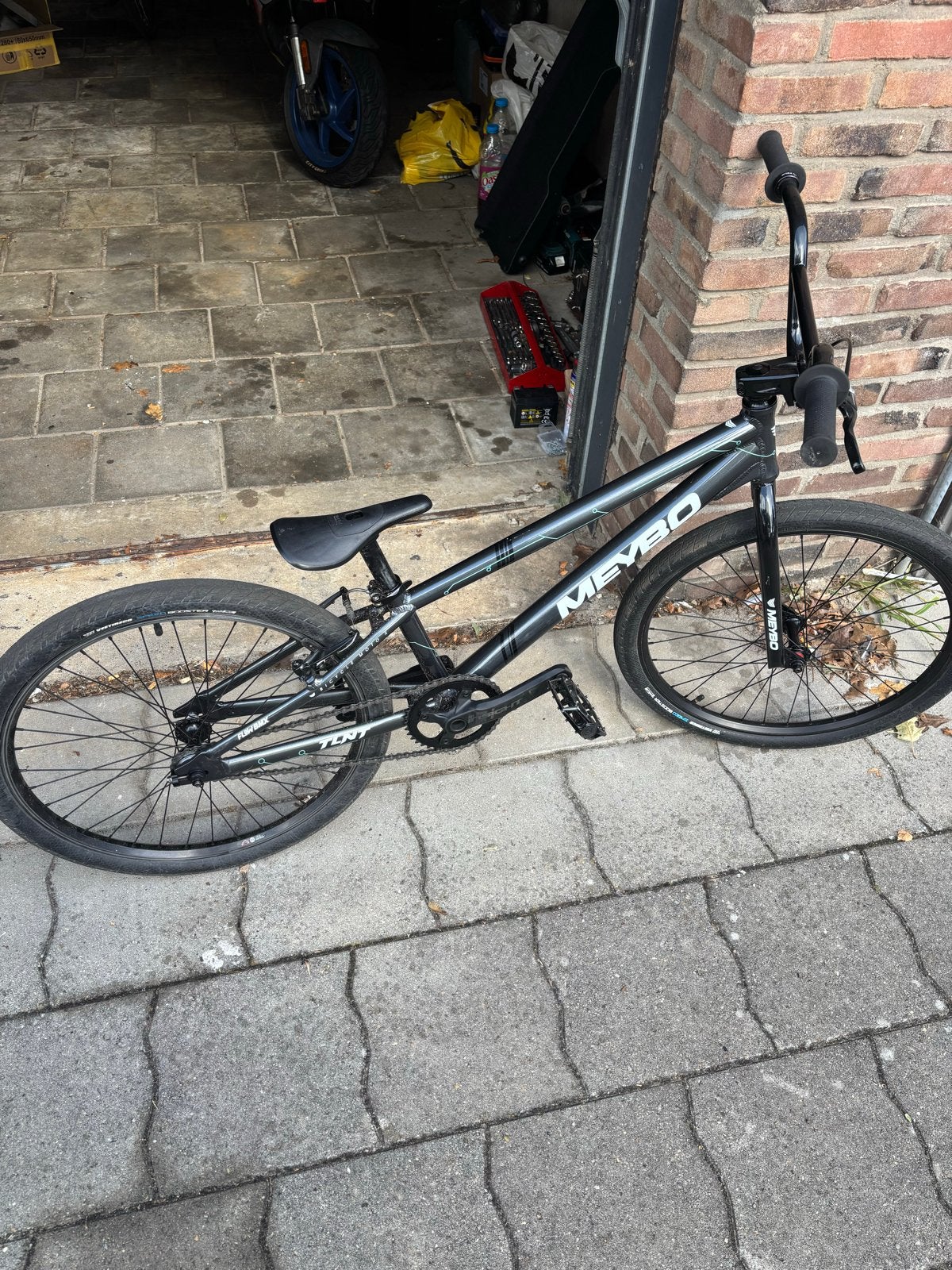 Meybo Cruser BMX, 24 inch of meer, Velgrem, V-brakes, Aluminium
