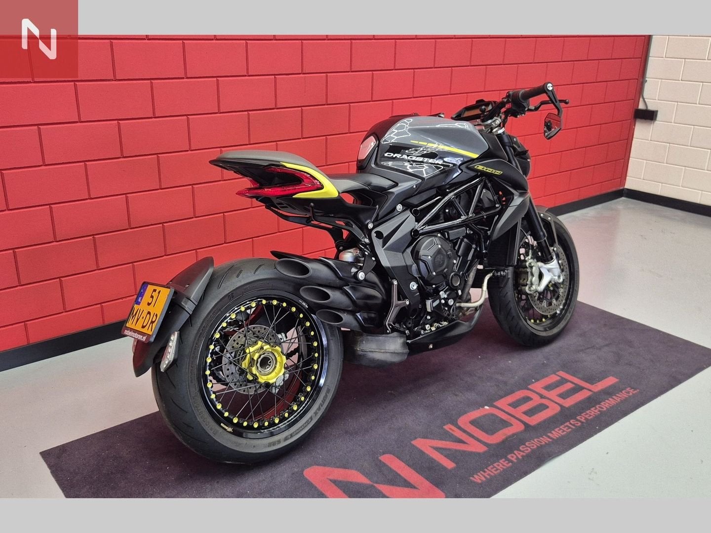 MV AGUSTA BRUTALE 800 DRAGSTER RR (bj 2020), Motoren, Motoren | MV Agusta, Motorrijbewijs A, Bedrijf, Meer dan 35 kW, 798 cc