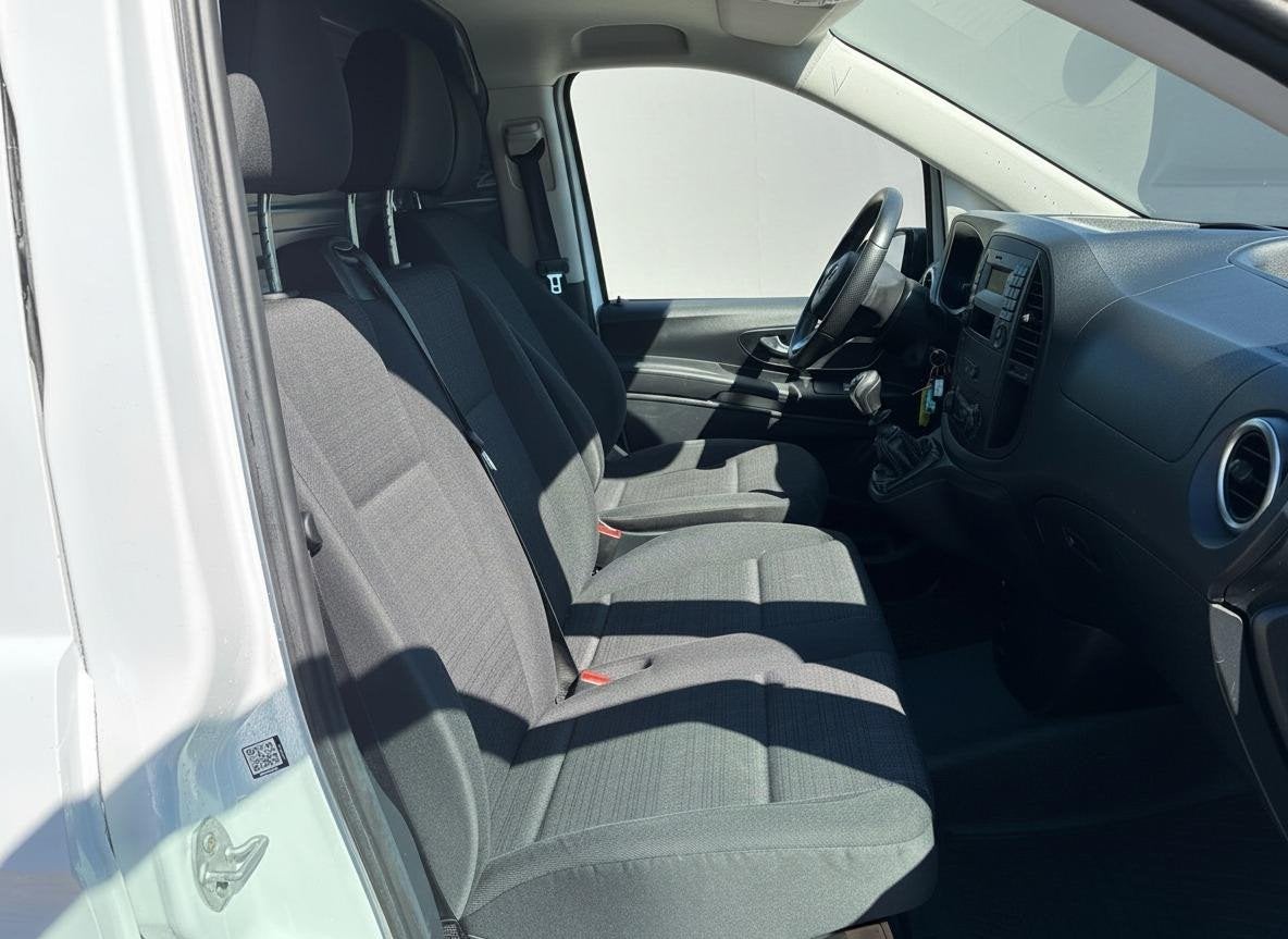 Mercedes-Benz Vito 110 CDI CRUISE - AIRCO - TREKHAAK - STOEL, Auto's, Voorwielaandrijving, Gebruikt, 1827 kg, Geïmporteerd