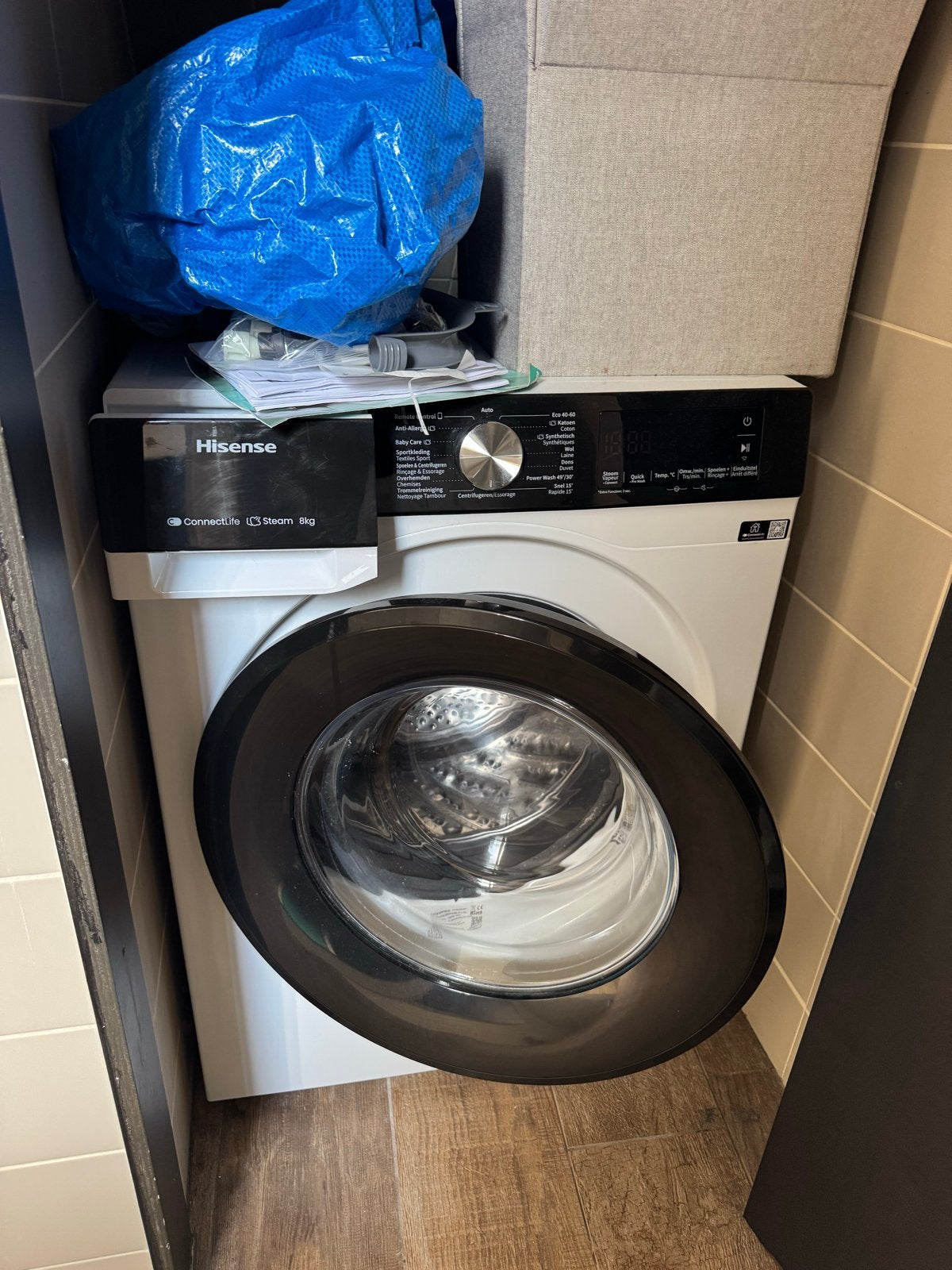 Zuinige Hisense WF3S8043BW3/BLX Wasmachine A-label, Witgoed en Apparatuur, Ophalen, 1200 tot 1600 toeren, 8 tot 10 kg, Zo goed als nieuw