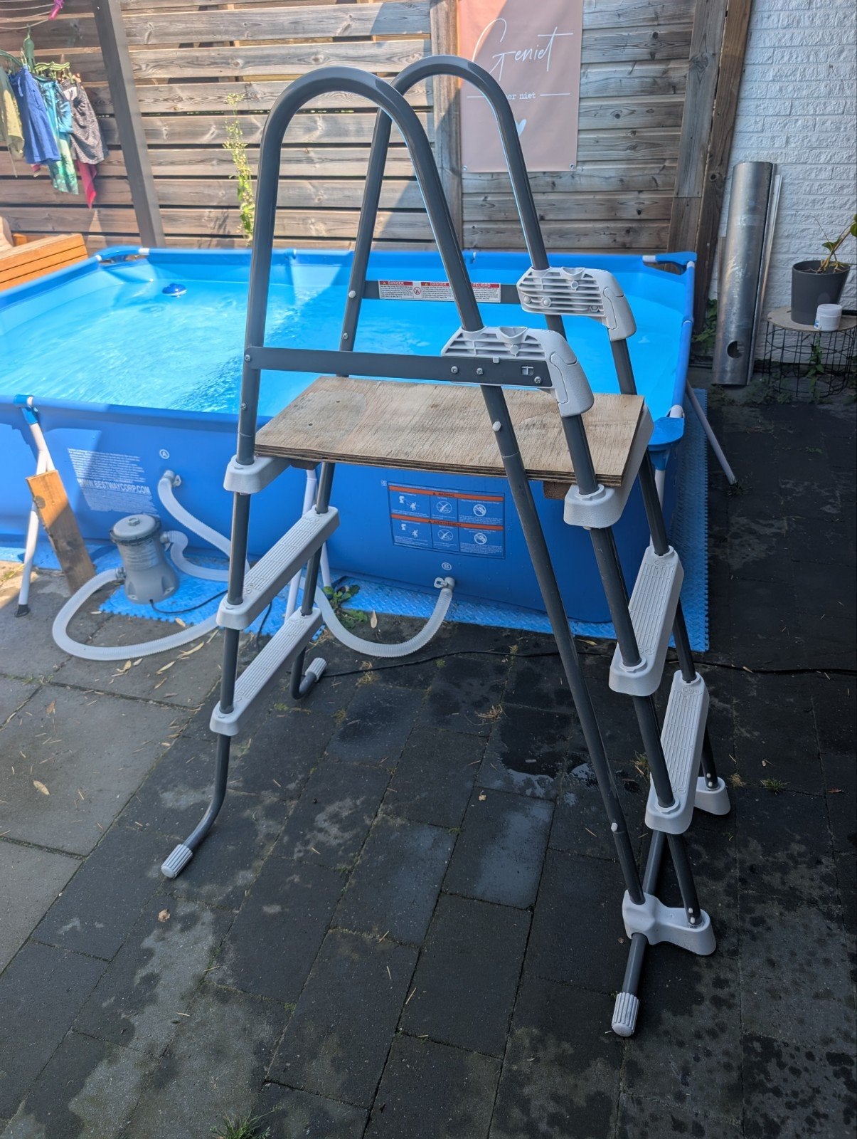 zwembad trap Bestway, Ophalen
