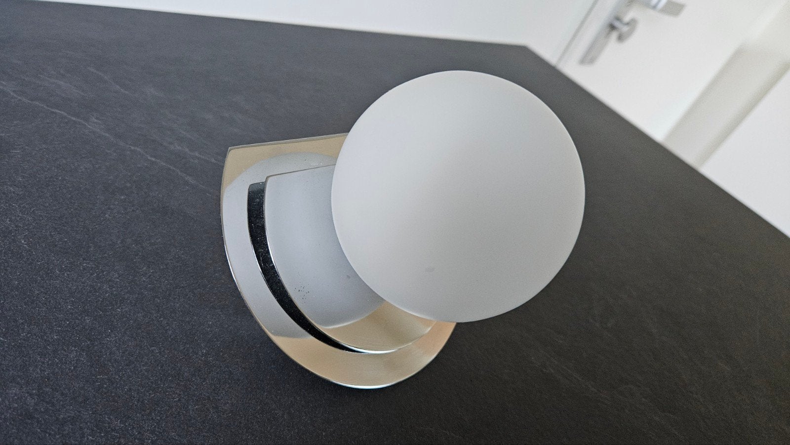 Wandlamp chroom/wit, Ophalen, Gebruikt, Wit, Glas