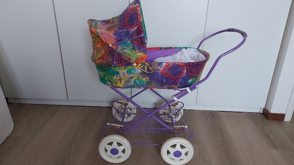 Poppenwagen in LILA uitvoering, Ophalen of Verzenden, Gebruikt, Babypop