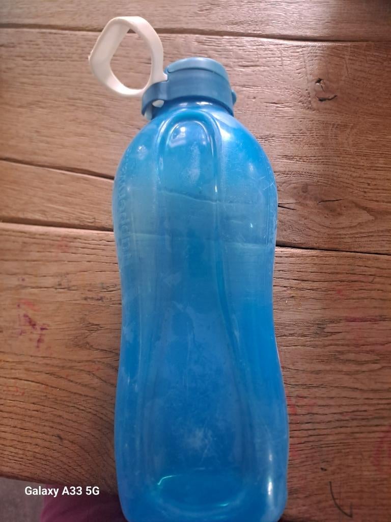 Tupperware fles 2 liter, Huis en Inrichting, Keuken | Tupperware, Ophalen of Verzenden, Gebruikt, Overige typen