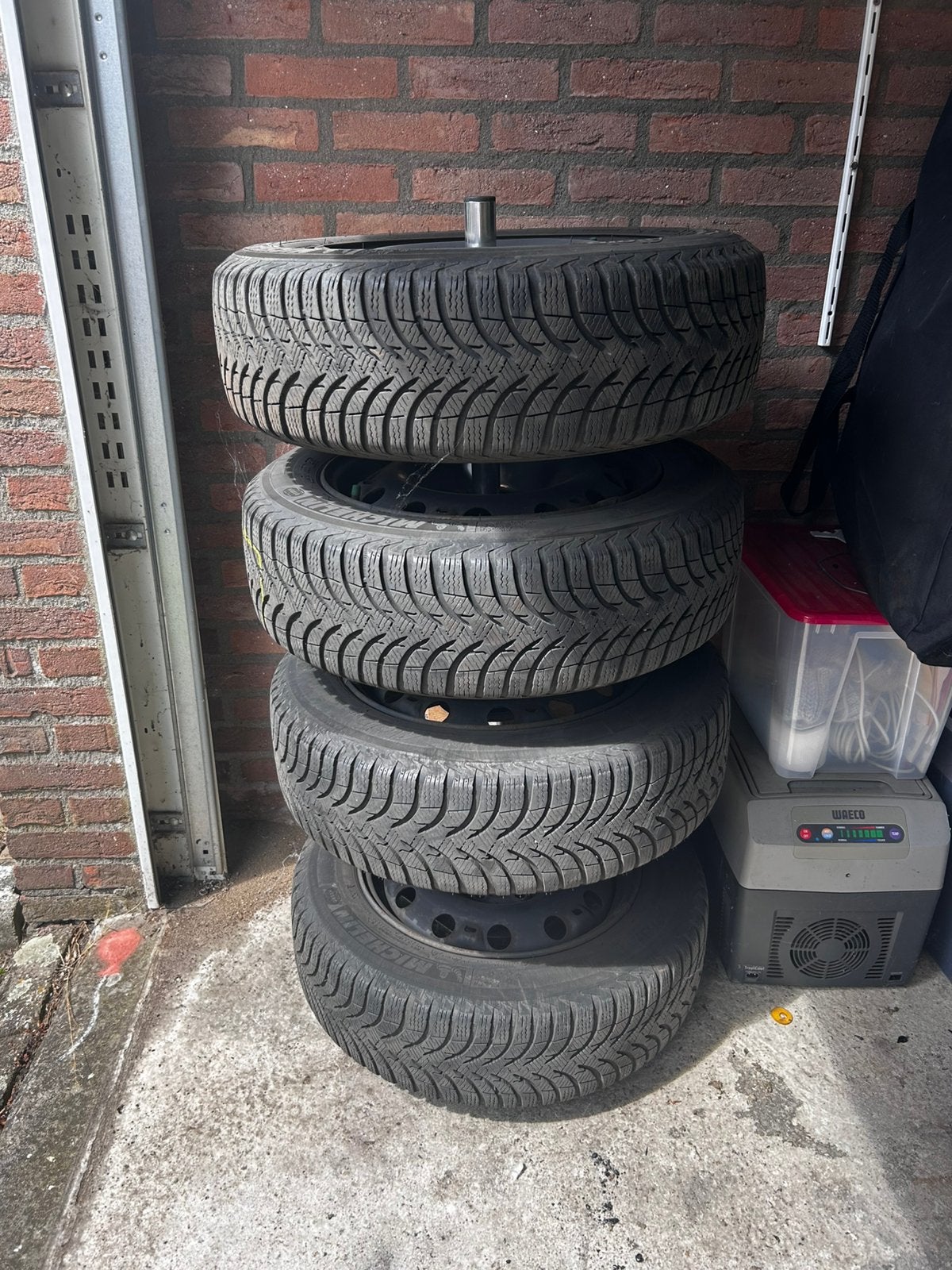 Winterbanden R15, Ophalen, Gebruikt