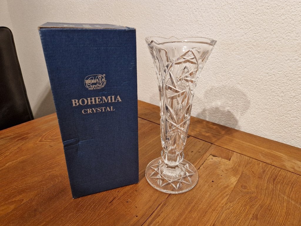 vintage kristallen vaas merk bohemia in doos, Antiek en Kunst, Antiek | Glas en Kristal, Ophalen of Verzenden