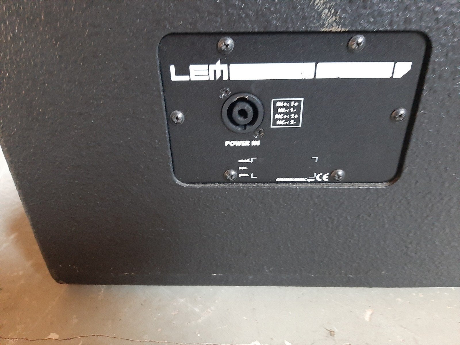 Skytec SPL 700 Versterker met LEM Speakerset, Gebruikt, Speakerset, Ophalen of Verzenden, Geschikt voor surround/home cinema