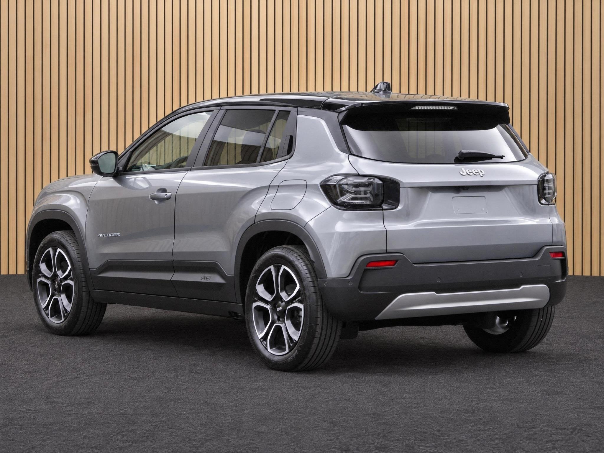 Jeep Avenger 1.2 e-Hybrid Summit VOORRAAD KORTING, Auto's, 12 maanden, Euro 6, 1199 cc, Nieuw