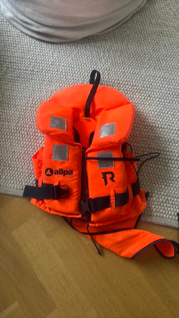 Regatta reddingsvest zwemvest 5-15 kilo, Ophalen of Verzenden, Zo goed als nieuw, Kind, Reddingsvest of Zwemvest