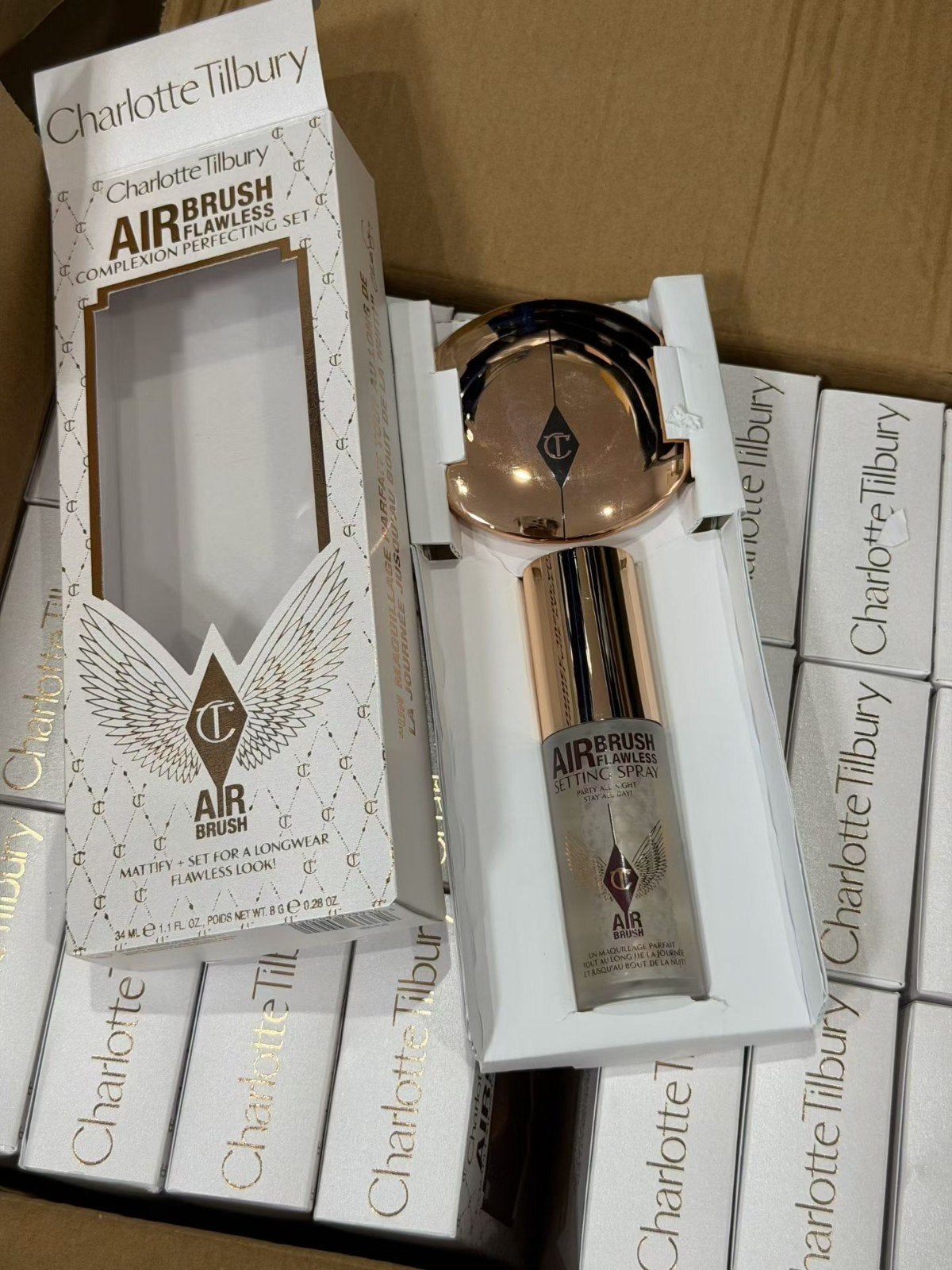 Charlotte Tilbury Airbrush Flawless Complexion Perfecting Se, Ophalen of Verzenden, Nieuw, Gehele gezicht, Make-up