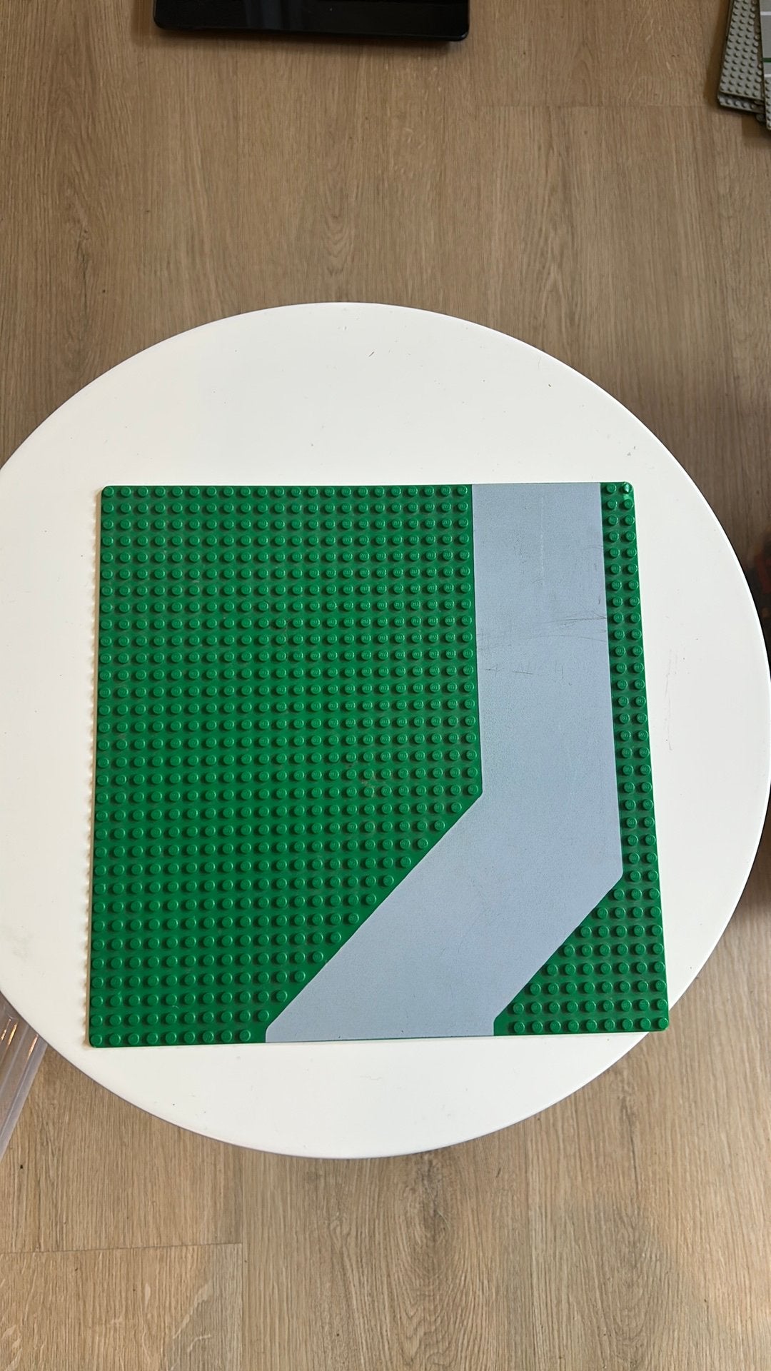 Lego baseplate 32x32 groen met pad, Overige typen, Ophalen of Verzenden, Zo goed als nieuw
