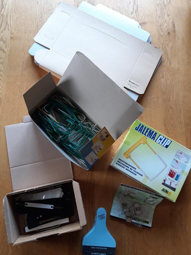 Kantoorartikelen, archiveren, inbinden, diverse in 1 koop, Diversen, Ophalen of Verzenden, Nieuw
