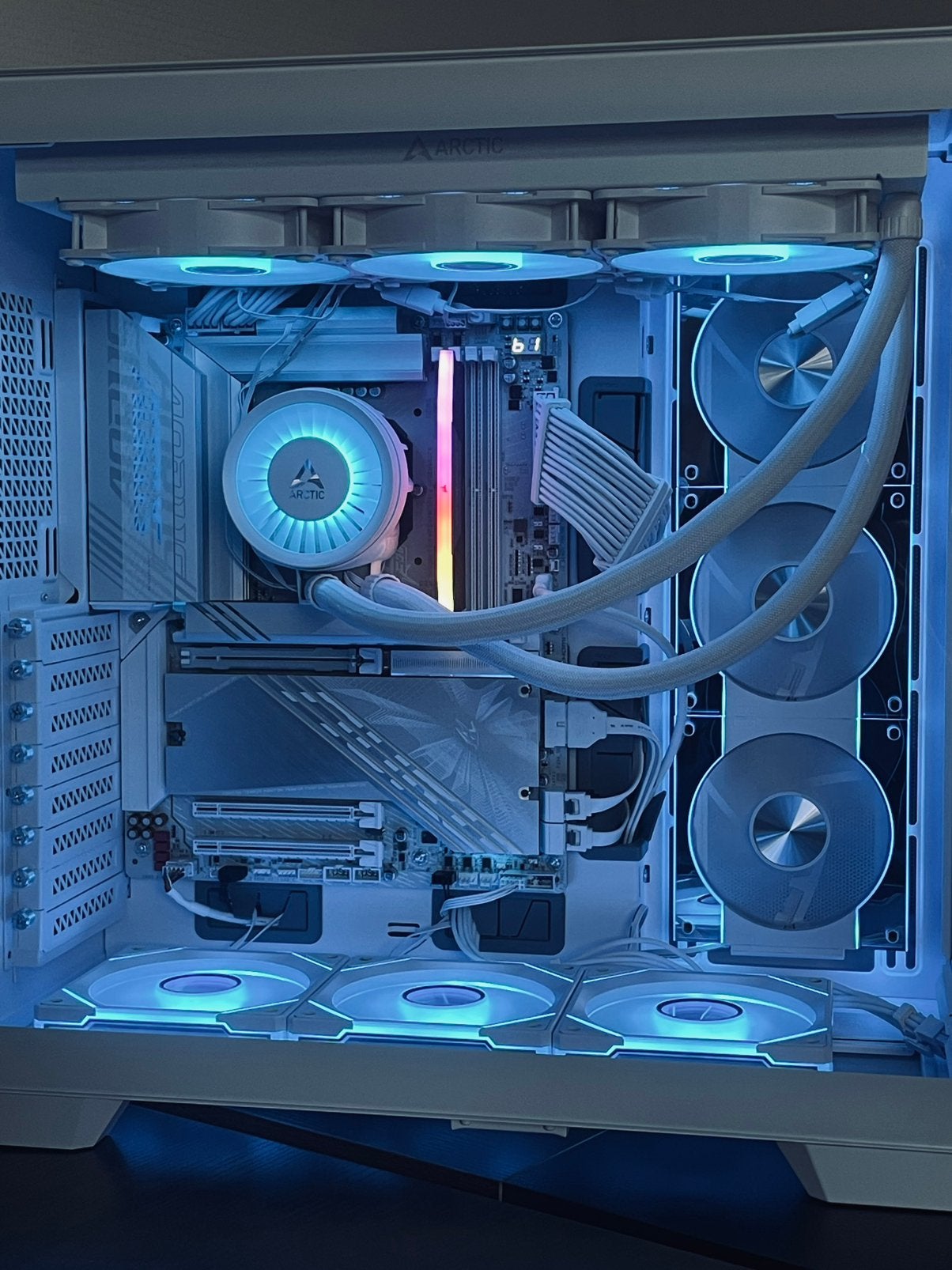 Gaming PC Ultra core 7 270k plus 16GB DDR5 Z890 ICE White, Computers en Software, Ophalen, Virtual Reality, SSD, 1 TB