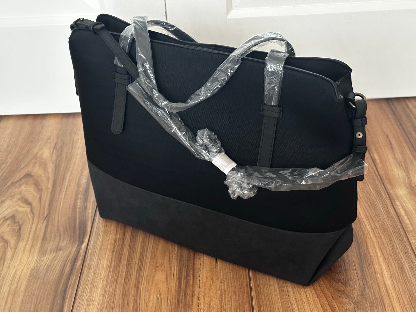 Violet Hamden Essential Bag Schoudertas / 13 inch laptoptas, Ophalen of Verzenden, Nieuw, Zwart, Overige merken
