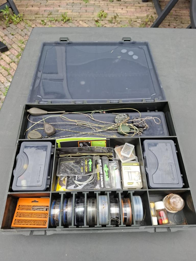 complete karper set, Watersport en Boten, Hengelsport | Karpervissen, Ophalen of Verzenden, Zo goed als nieuw, Complete set