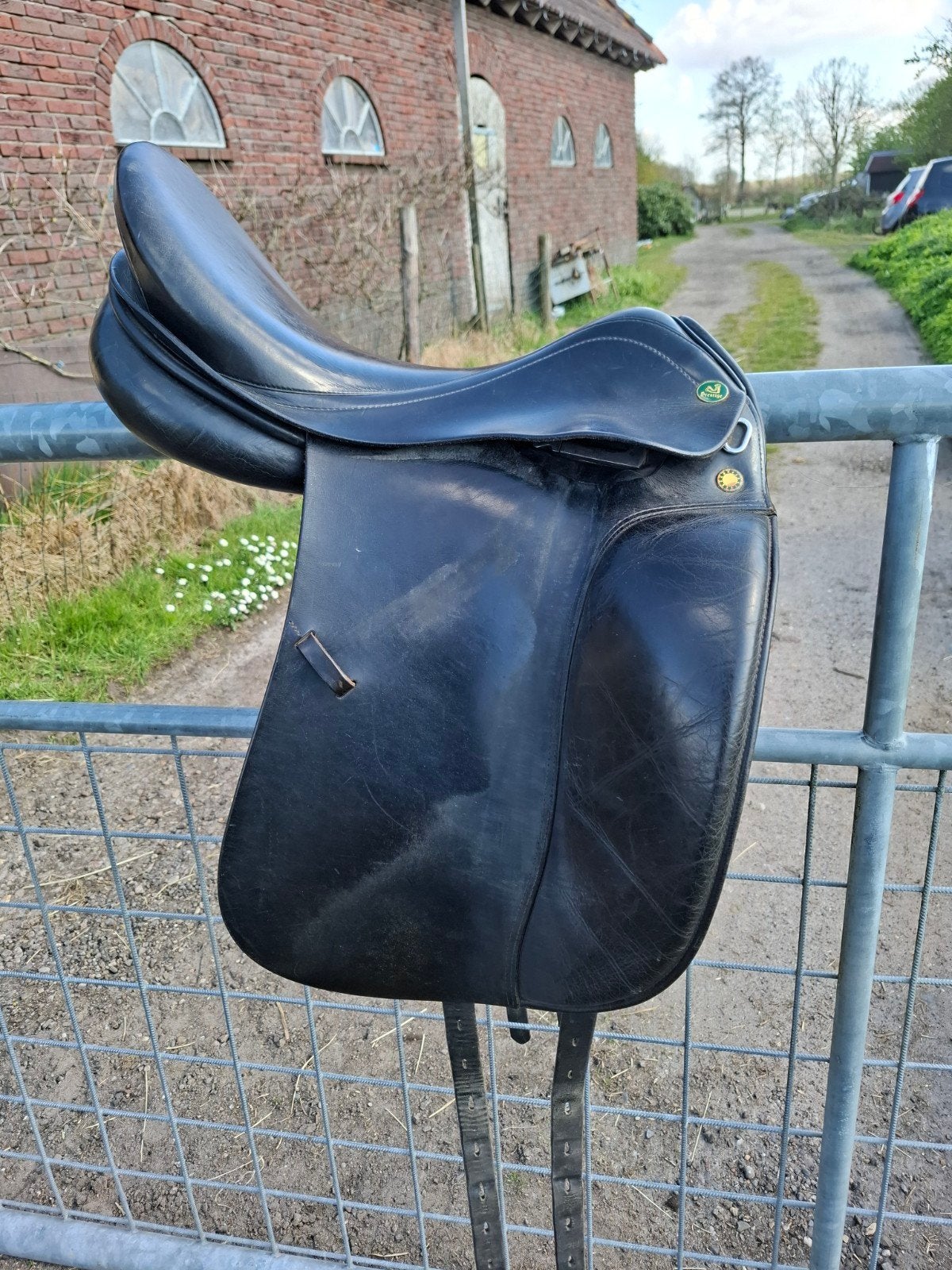 Top dressage zadel van prestige, Dressuur, M (17 inch), Prestige, Ophalen of Verzenden
