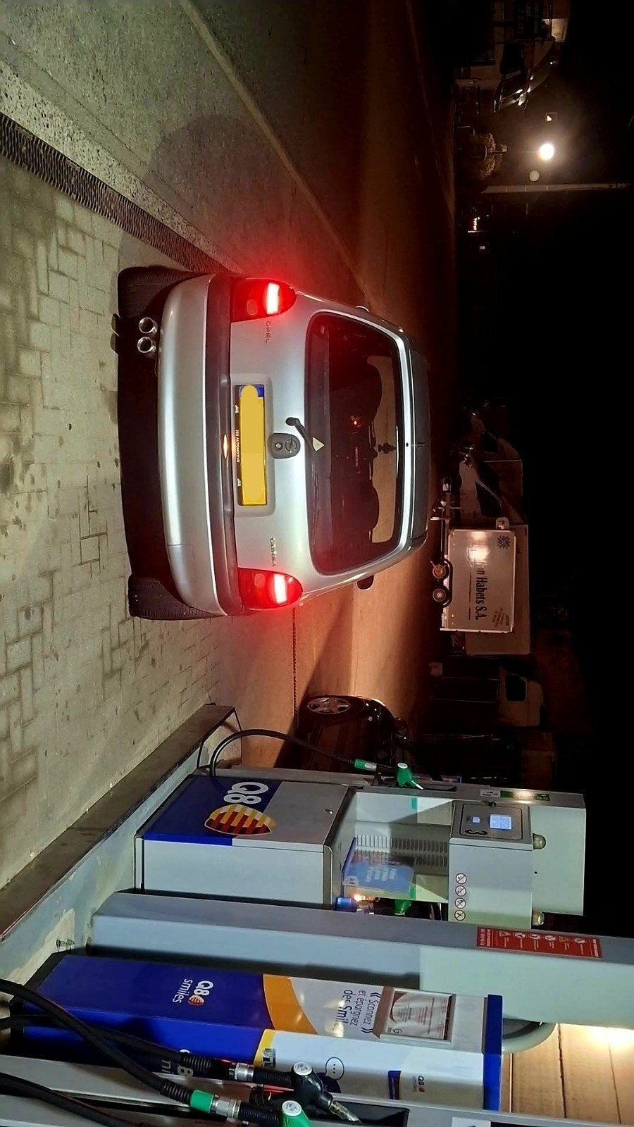 Opel corsa B spoiler gezocht grijs!, Ophalen of Verzenden, Overige merken, Overige Auto-onderdelen
