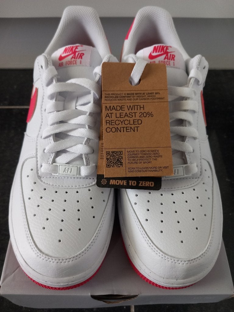 Nike Air Force 1 kleur wit/pink, maat 40,5 splinternieuw!!!, Nike Air Force 1, Wit, Nieuw, Ophalen of Verzenden