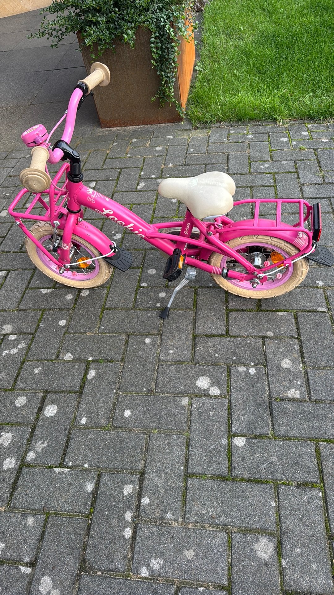 Mooi loekie fietsje 12 inch, Fietsen en Brommers, Ophalen, Gebruikt, Terugtraprem, Minder dan 16 inch