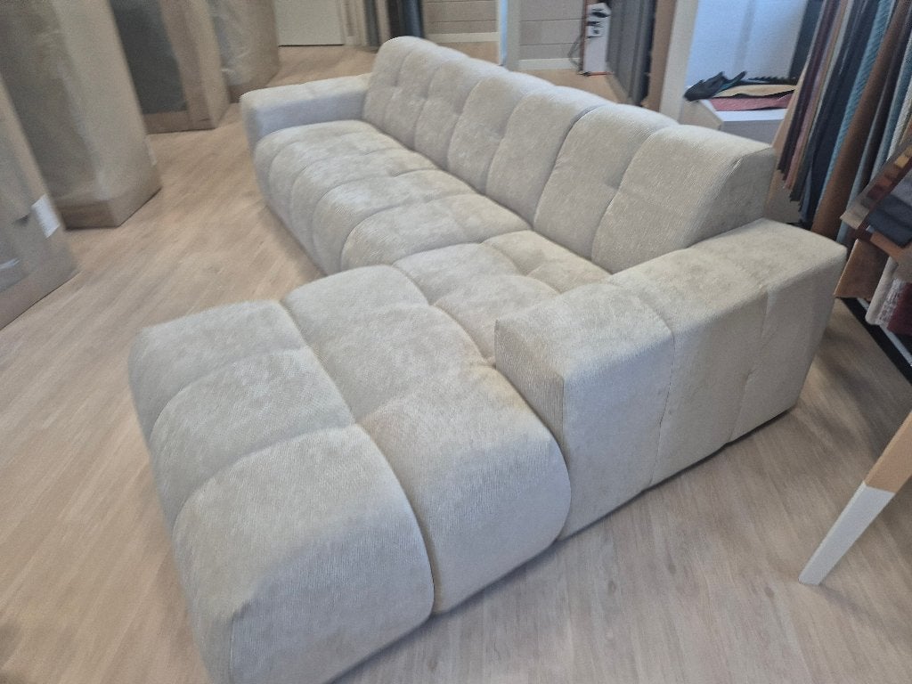 Nieuwe Chaise-Lounge bank van 1.799,- voor 899,- 280x180cm, Huis en Inrichting, Banken | Bankstellen, Ophalen, 250 tot 300 cm