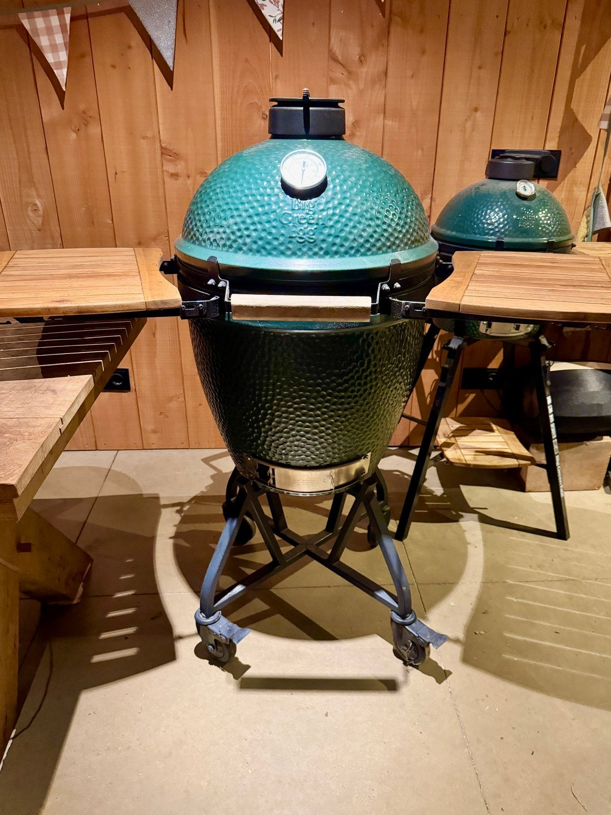 Big Green Egg Large | IntEGGrated Nest + Handler | Zijplank, Tuin en Terras, Ophalen, Gebruikt, Big Green Egg, Met accessoires