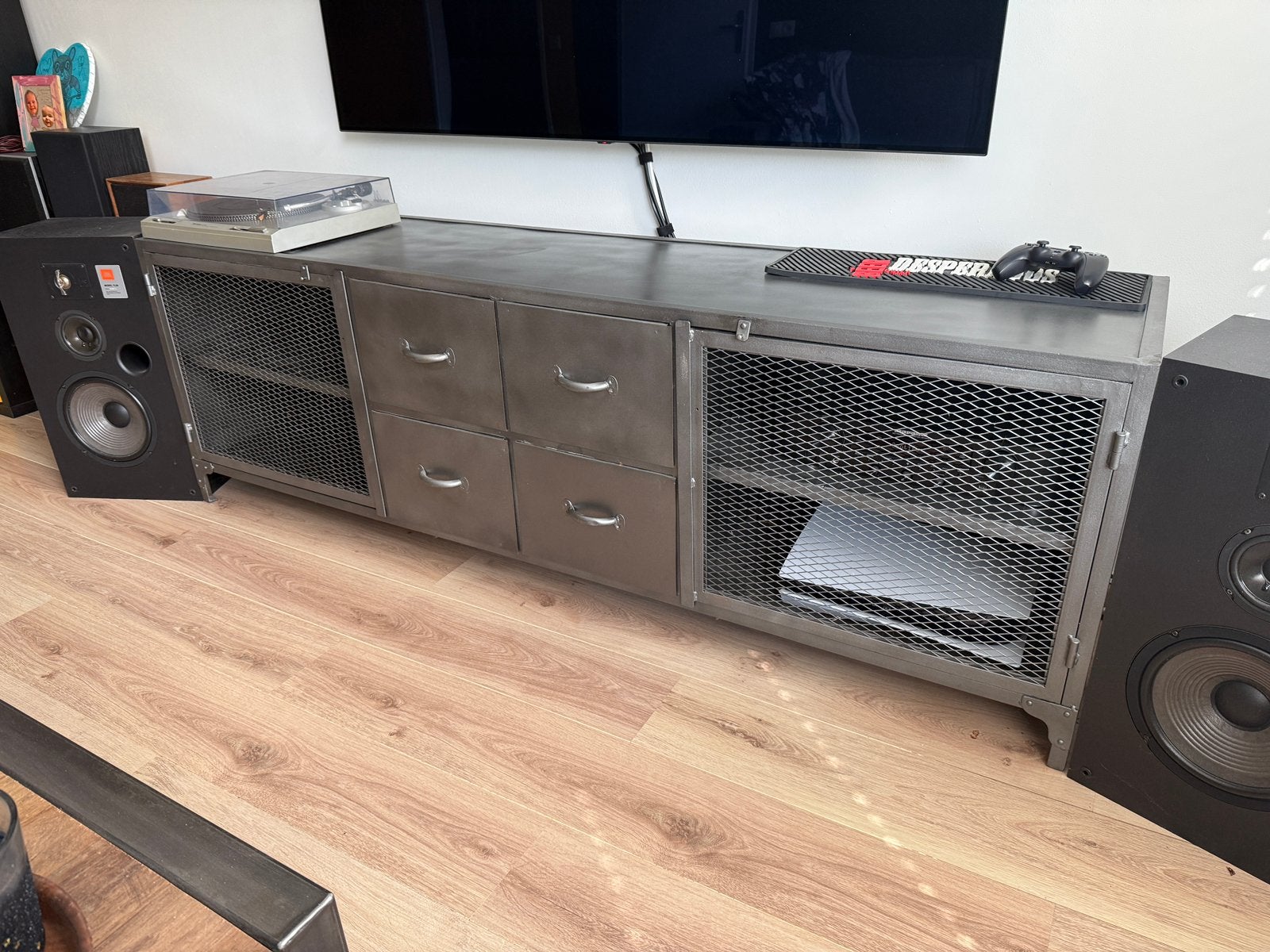 Budd industriële metalen tv-kast / dressoir – robuust design, Ophalen, 150 tot 200 cm, Zo goed als nieuw, Minder dan 100 cm