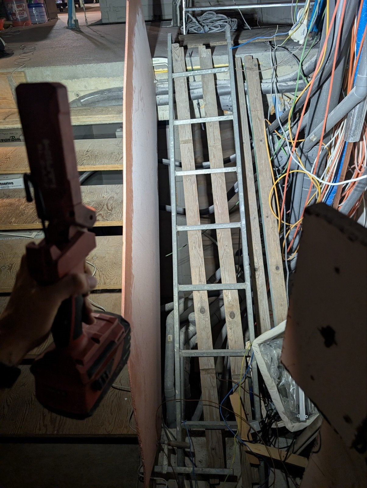 Verzinkte Steigerladder/Bouwladder 224x34 cm -Perfecte Staat, Doe-het-zelf en Verbouw, Ophalen of Verzenden, Zo goed als nieuw