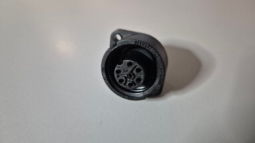 Hirschmann CA 6 GD panel mounted Socket with flange., Hobby en Vrije tijd, Ophalen of Verzenden, Nieuw