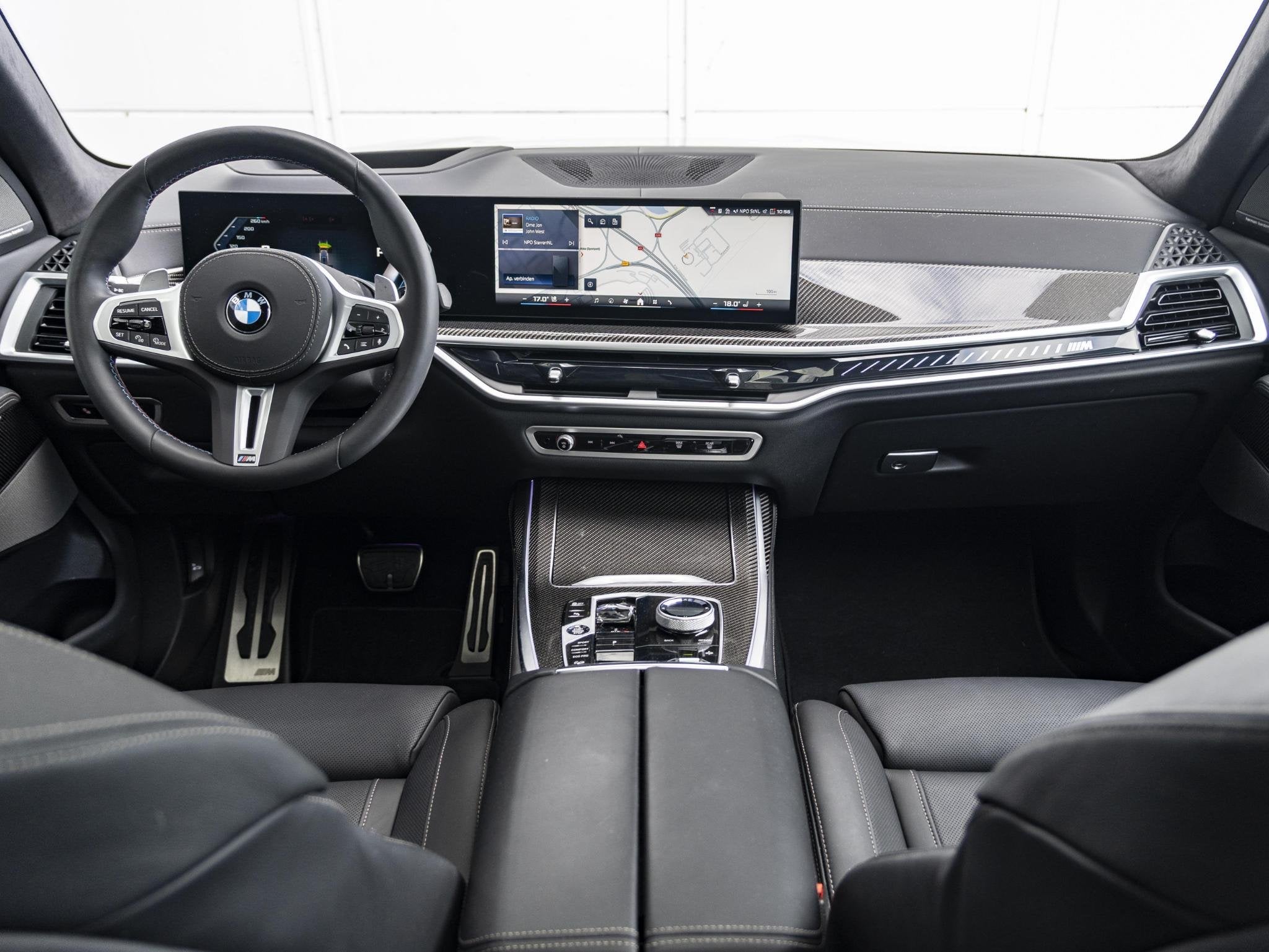 BMW X7 M60i | M Sportpakket Pro | Exclusive Pack | Comfort P, Gebruikt, Met garantie (alle), 4395 cc, 7 stoelen