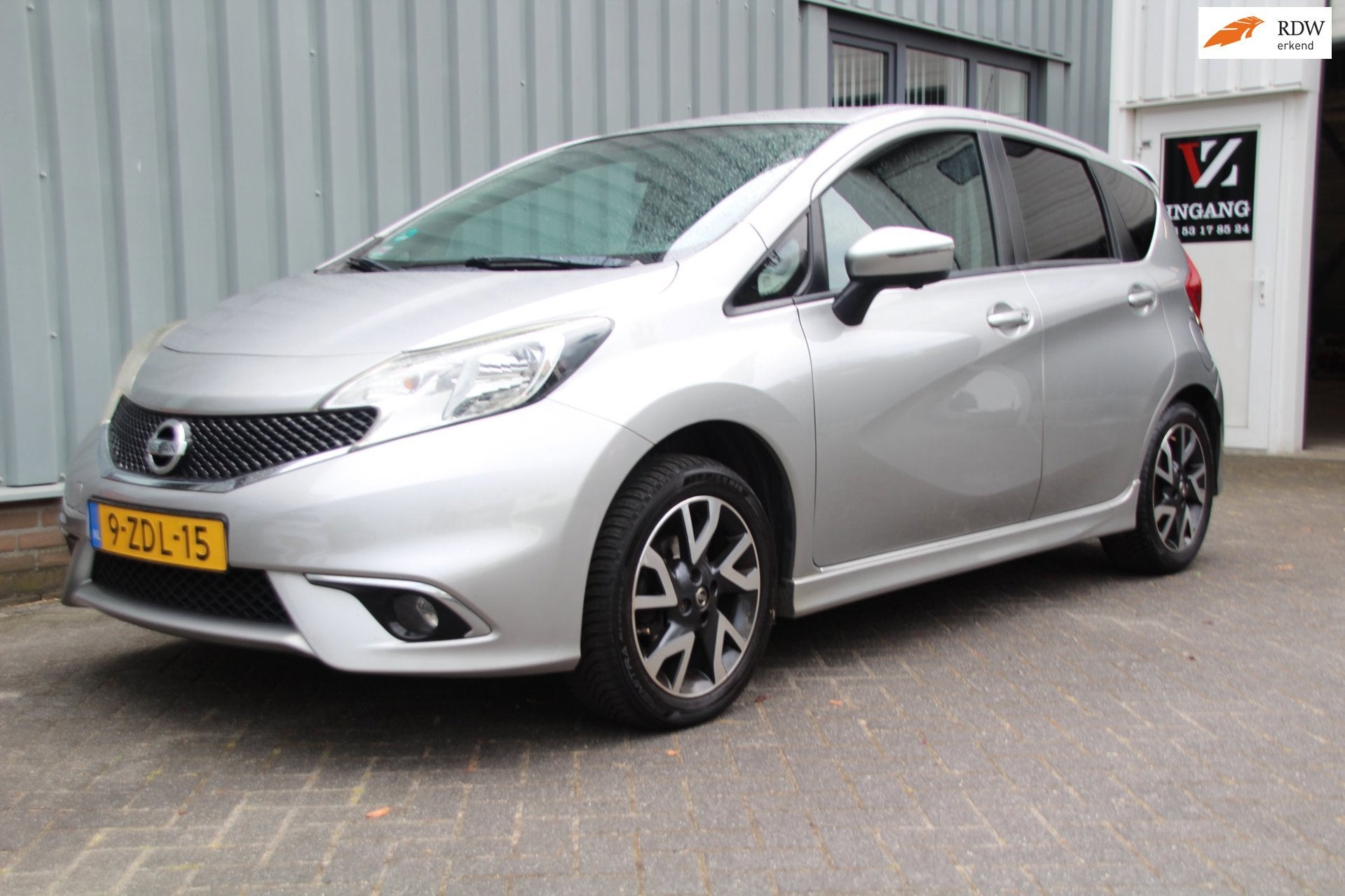 Nissan Note 1.2 DIG-S Acenta / Trekhaak / rondom camera / lm, Voorwielaandrijving, Bedrijf, Handgeschakeld, 3 cilinders