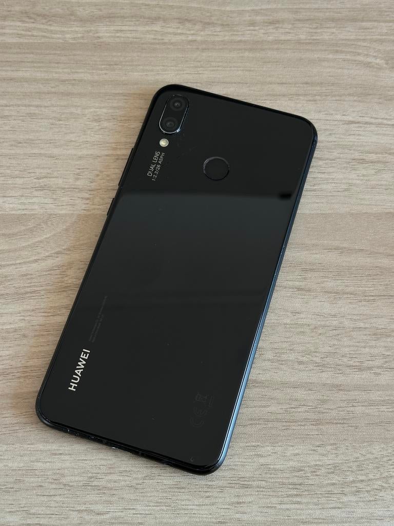 Huawei P Smart Plus - Zwart, Zo goed als nieuw, Zwart, Touchscreen, Ophalen of Verzenden, Zo goed als nieuw
